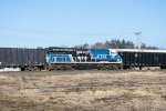 CSX 3194 is the mid-train DPU on today's Q425